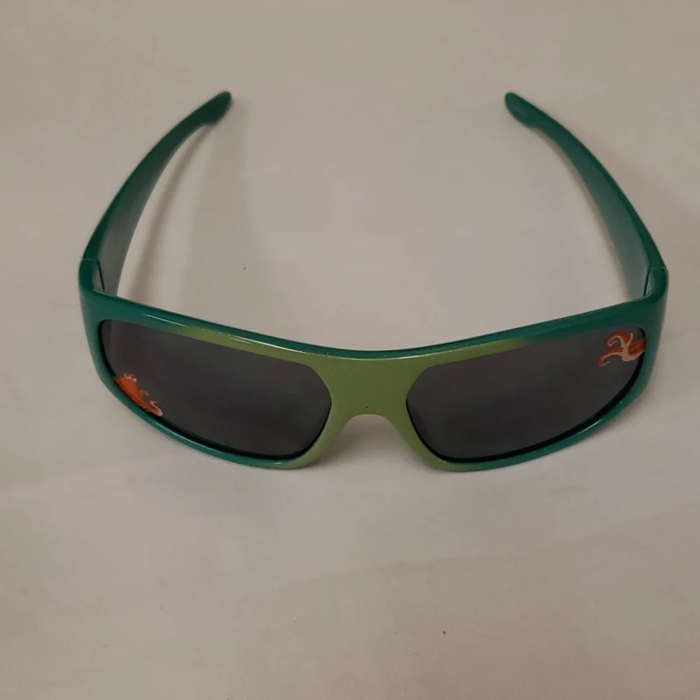 Disney Finding Dory Wrap Sunglasses Green Kids Boys Girls OS NWT